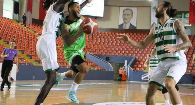 Basketbol Takımı Federasyon Kupa Finalinde 