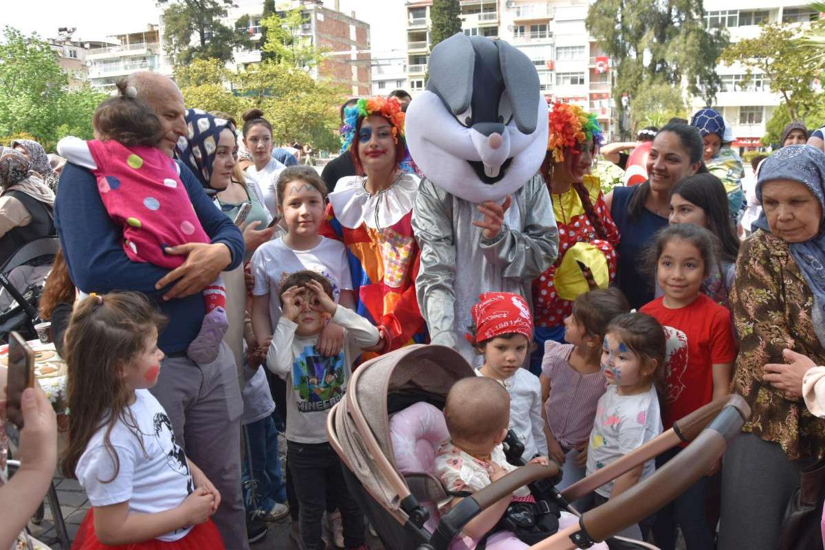 Anahtar Parti’den Ulupark’ta 23 Nisan Coşkusu