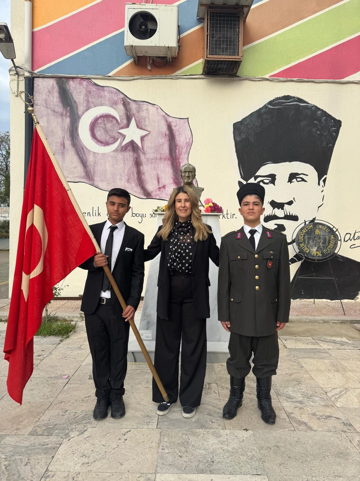 KİLLİK ŞEHİT HÜDAVERDİ ÖZKAN ORTAOKULUNDA 10 KASIM ANMA PROGRAMI DÜZENLENDİ