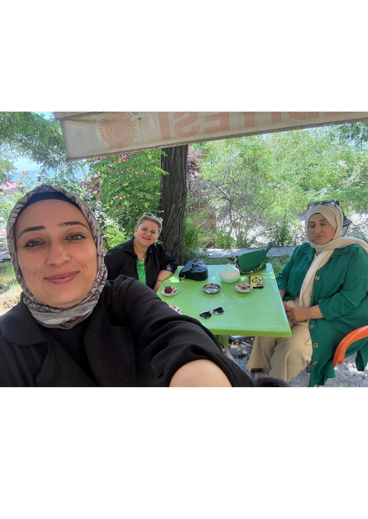 Manisa Ahlatlılar Ahlat&rsquo;da  Kahvaltıda Buluştu