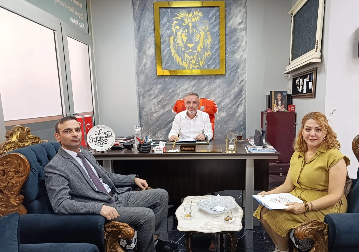 Manisa&rsquo;da Sosyal Hizmetler ve Emlak Sekt&ouml;r&uuml; Arasında İş Birliği G&ouml;r&uuml;şmesi