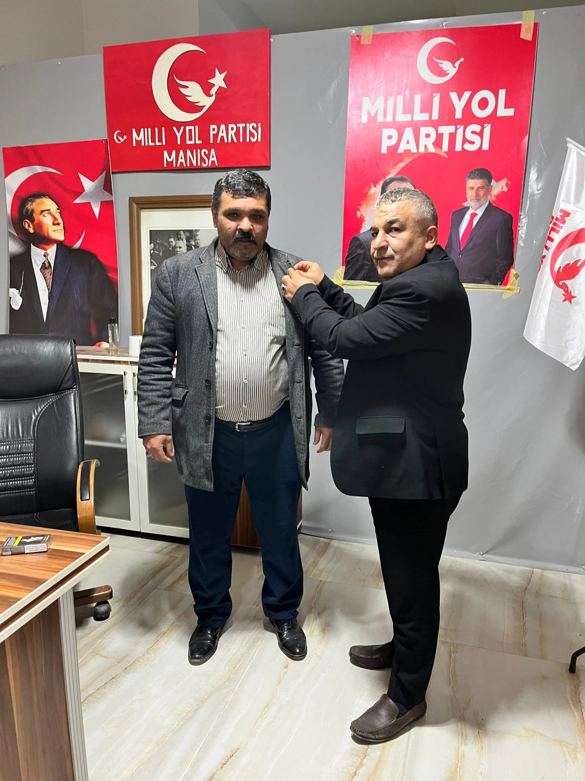 Milli Yol Partisi Yunusemre İl&ccedil;e Başkanlığına Lokman Demir Atandı