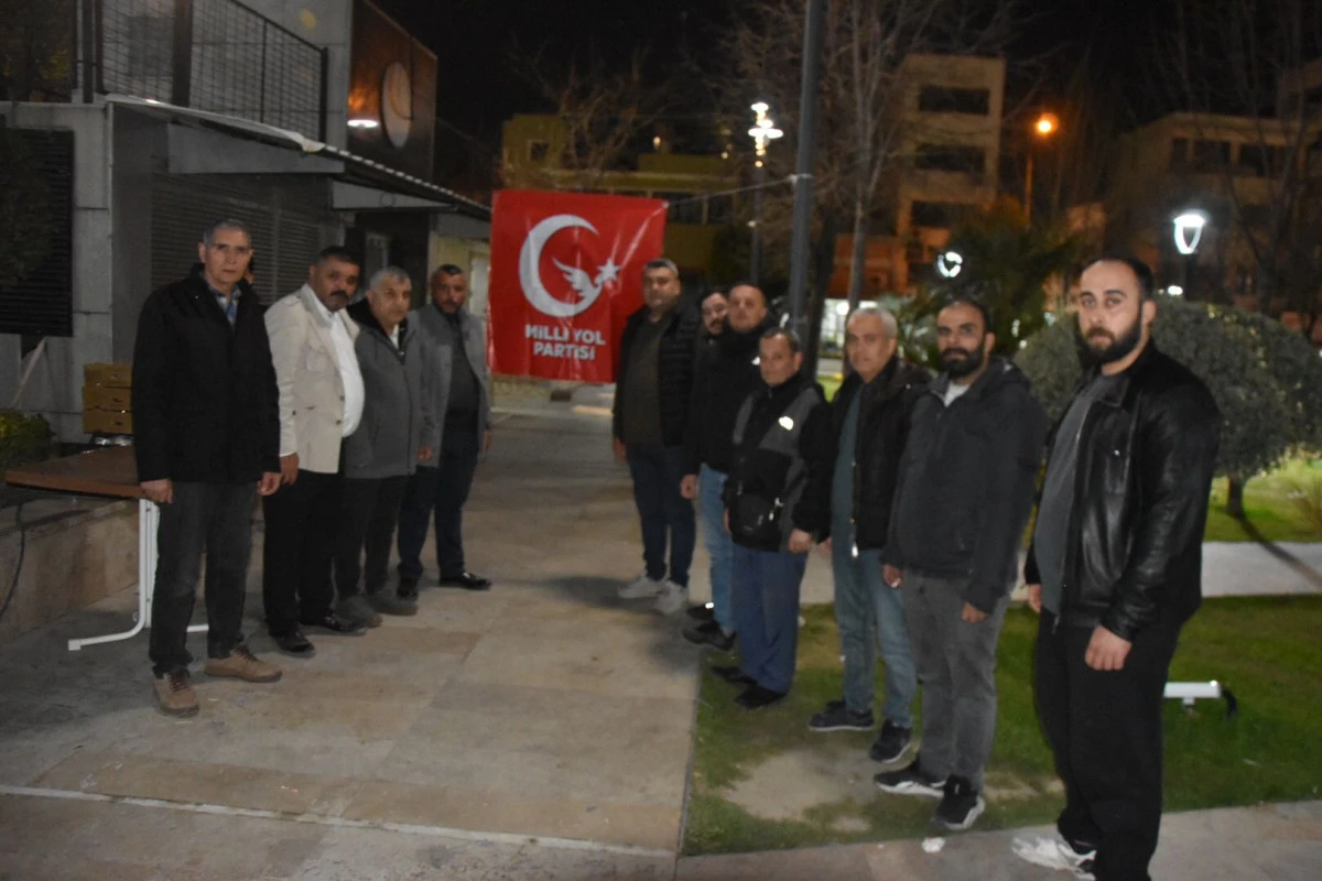 Milli Yol Partisi&rsquo;nden Kadir Gecesi&rsquo;nde Helva Hayrı