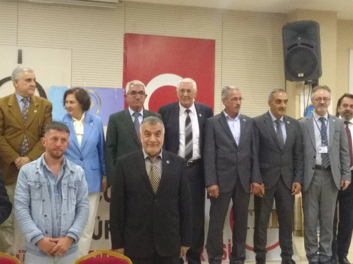 Türkiye Emekliler Partisi 1. Olağan Kurultayını Gerçekleştirdi