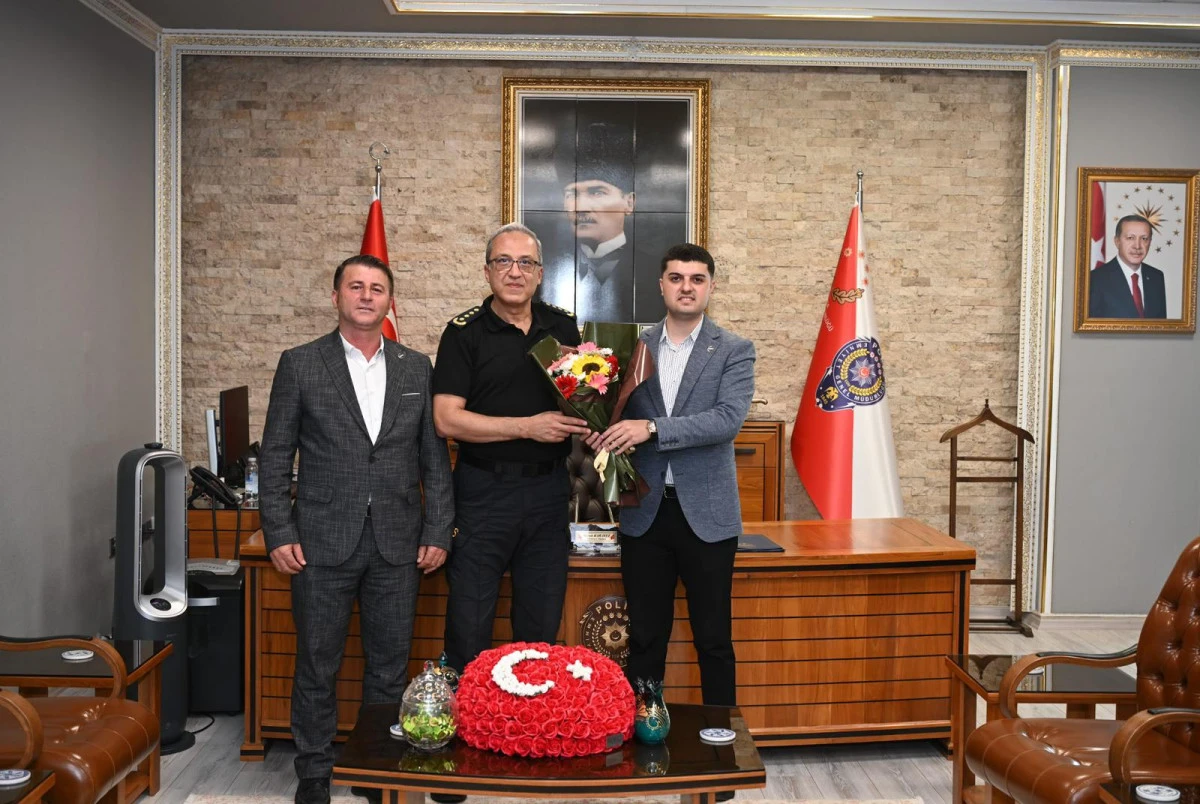 Yeniden Refah Partisi'nden İl Emniyet M&uuml;d&uuml;r&uuml; Adnan Karayel'e Hayırlı Olsun Ziyareti