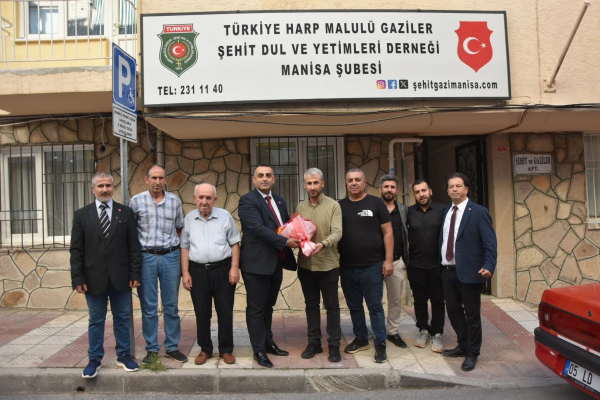 Yeniden Refah Partisi’nden Şehit Aileleri ve Gazilere Vefa Ziyareti